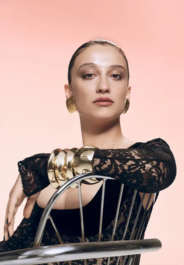 Melike Şahin thumbnail