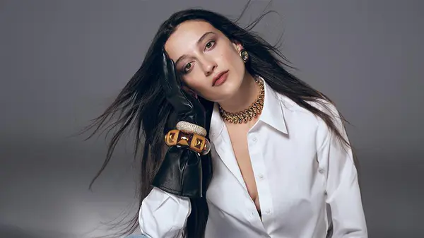 Melike Şahin thumbnail