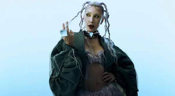 Hande Yener thumbnail